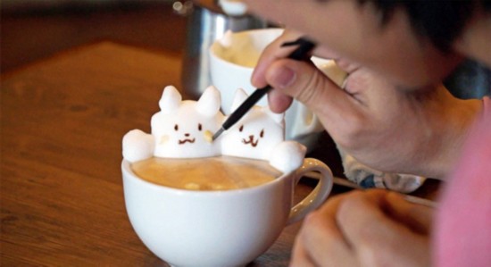 日本咖啡师利用咖啡奶泡创作动物获称赞(图1)