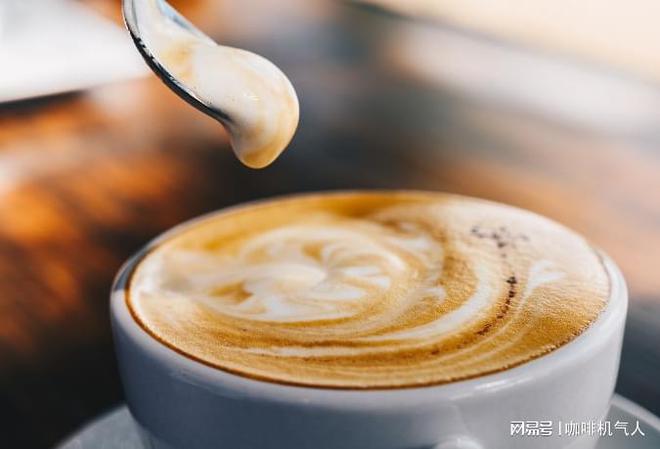 咖啡加奶研究：咖啡里应该加什么奶？可能你会觉得这还有讲究？(图1)
