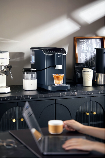 安博体育CASO卡梭全自动咖啡机：磨刀不误砍柴工喝完拿铁再打工！(图1)